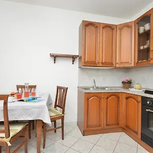 https://izzhome-sweetness.in-sardinia.net