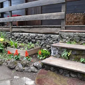 https://intry-etna-chalet.sicilyhotelsitaly.net